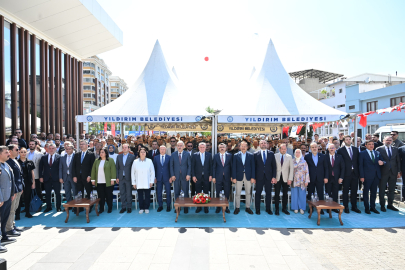 Dr. Sadık Ahmet Gençlik ve Spor Merkezi açıldı.