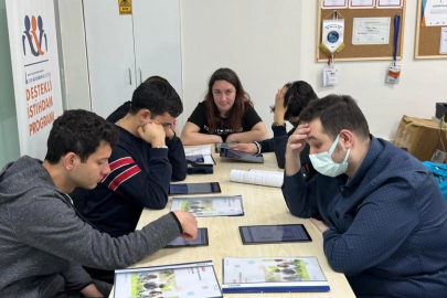 İŞ-İN hem işe hem hayata hazırlıyor