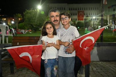 Bursa Yıldırım'da 15 Temmuz çoşkusu