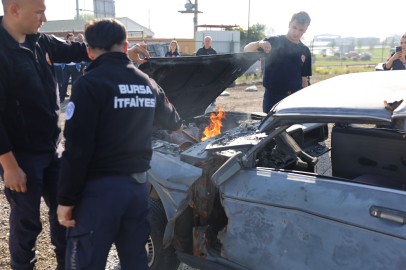 Otobüs şoförlerine yangın söndürme eğitimi