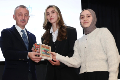 Kocaeli'de Başkan Büyükakın geleceğin lider adaylarıyla buluştu