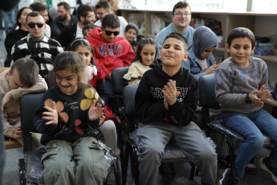 Masallarla engelsiz mutluluk