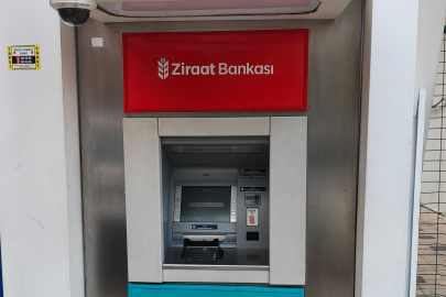 BURSA YILDIRIM’DA VATANDAŞ TEPKİLİ: ZİRAAT BANKASI BANKAMATİKLERİ ÇALIŞMIYOR