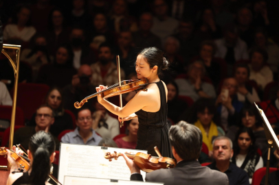 İzmir Devlet Senfoni iki yeteneği buluşturdu