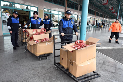 Mersin’de otobüslerde sağlıksız gıda sevkiyatına geçit yok