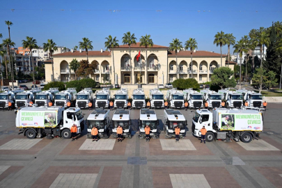 Mersin’in temizlik filosuna 22 yeni araç