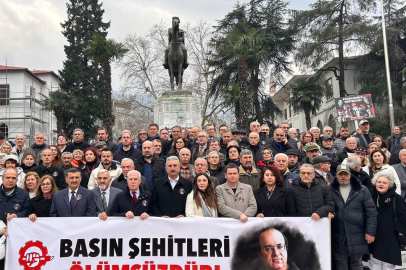Uğur Mumcu için Bursa’da sevgi seli