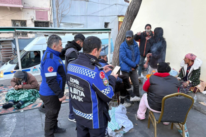 Hava soğuk ancak İzmir'de kimse yalnız değil!