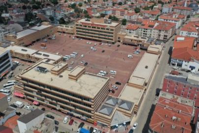 Yüzde 300 aidat zammı isyan ettirdi