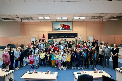 Denizli'de çocukların yüzü Büyükşehir ile gülüyor