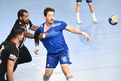 Bursa Nilüfer Belediyesi lider Beşiktaş’ı deplasmanda mağlup etti