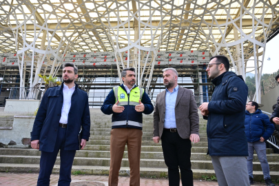 Bursa Piremir'de yol yarılandı