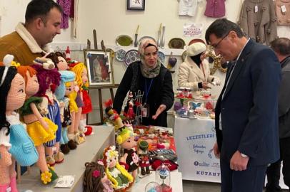 Kütahya'da yöresel stantlara Başkan Kahveci'den ziyaret