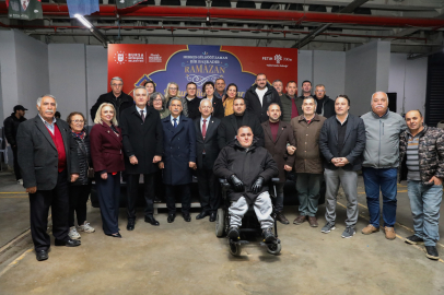 Bursa'da Gemlikliler dayanışma sofrasında buluştu