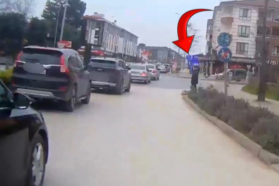 Düzce’de yaya geçidinde sürücü duyarsızlığı tepki çekiyor
