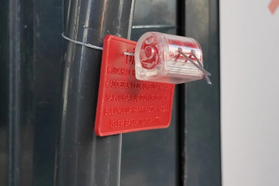 Çayırova Zabıtası'ndan halk sağlığını hiçe sayan işletmeye mühür