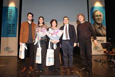 Bursa Nilüfer’de Ataol Behramoğlu ile şiir ve müzik dolu gece