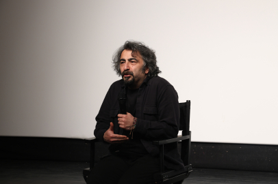 Altın Portakallı yönetmen Seyfettin Tokmak Bursalılarla buluştu