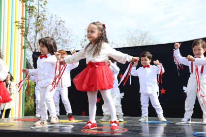 Bursa Nilüfer Belediyesi kreşlerinde 23 Nisan neşesi
