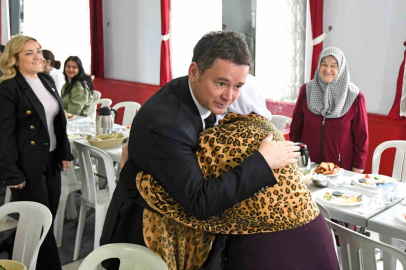Başkan Aydın Sırameşeler’de vatandaşın nabzını tuttu
